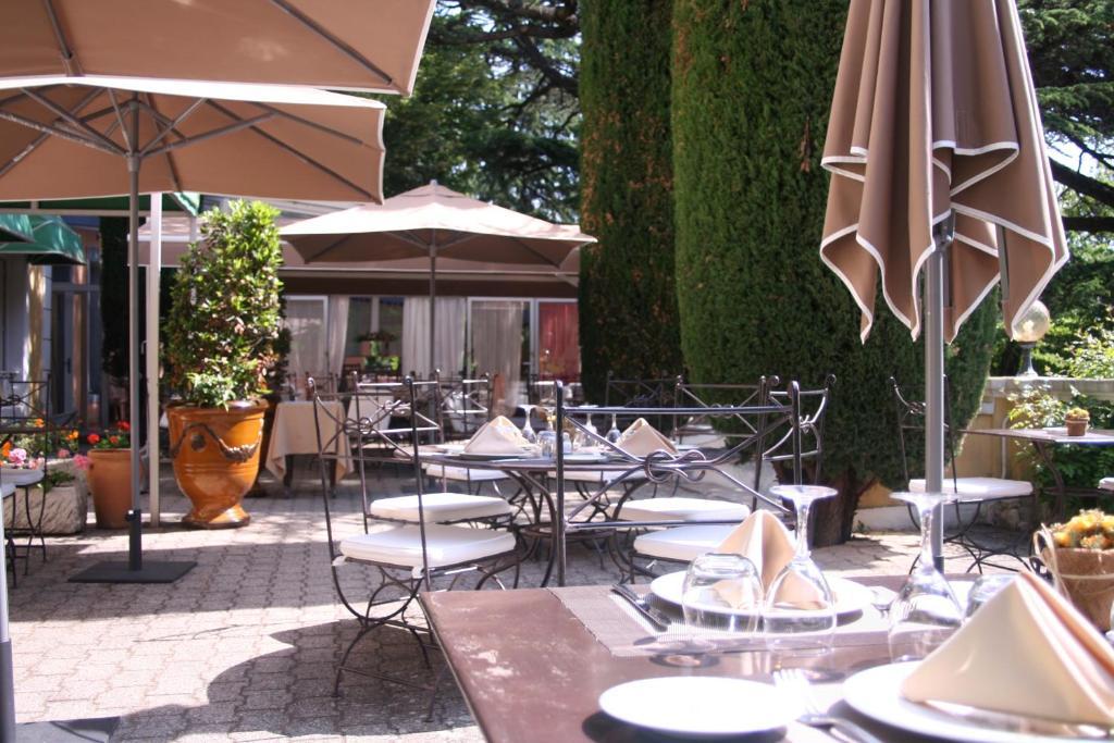Le Cedre De Soyons Hotel Exterior foto